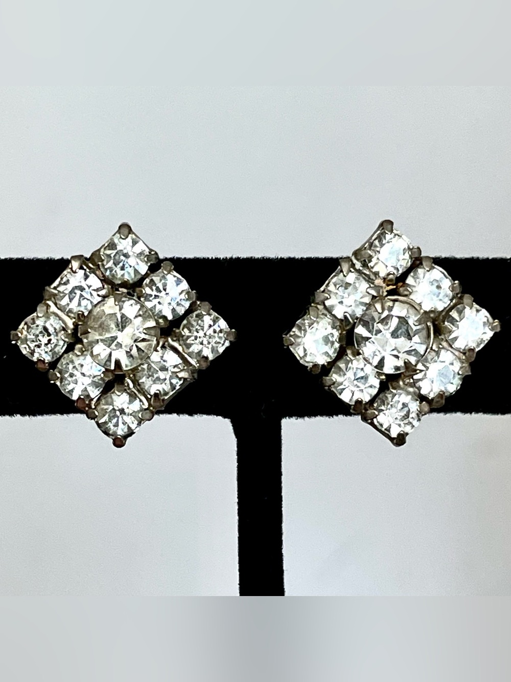 Vintage 1940s Glass Rhinestone Cluster Screw Back Earrings Art Deco Silver Tone